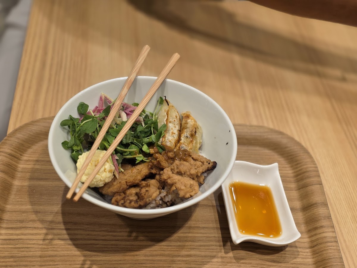T's TanTan — photo 3